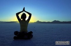 杏鑫注册网站瑜伽冥想 获得内心的和平与安宁